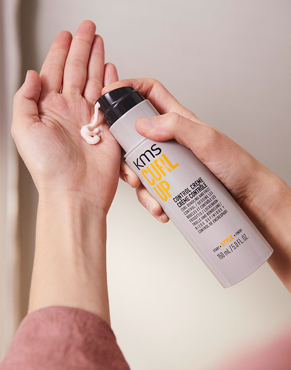 KMS CURLUP Control Creme 150ml